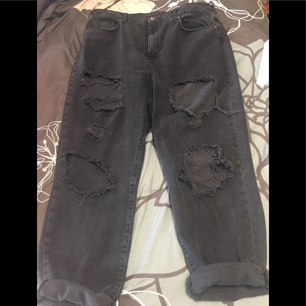 High waisted ripped mom jeans
